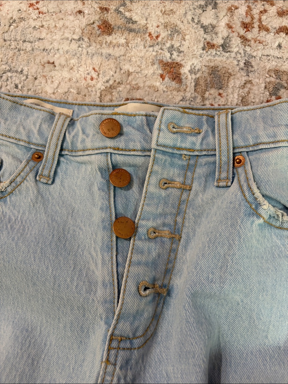 Light Wash High Rise Jeans - Picture 3 of 6